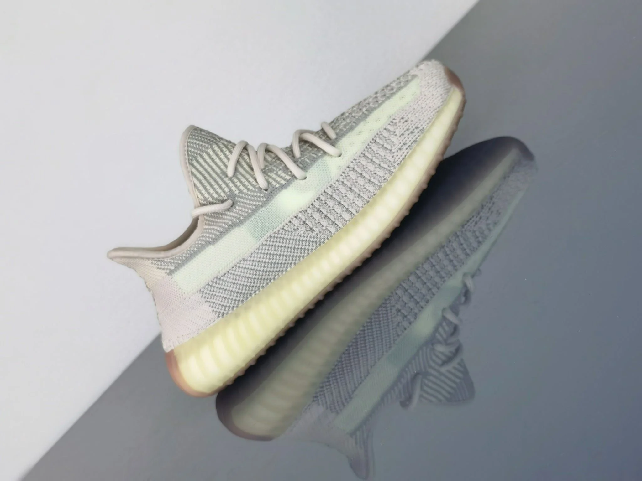 Sustainable Adidas Yeezy 350 Shoes 16228