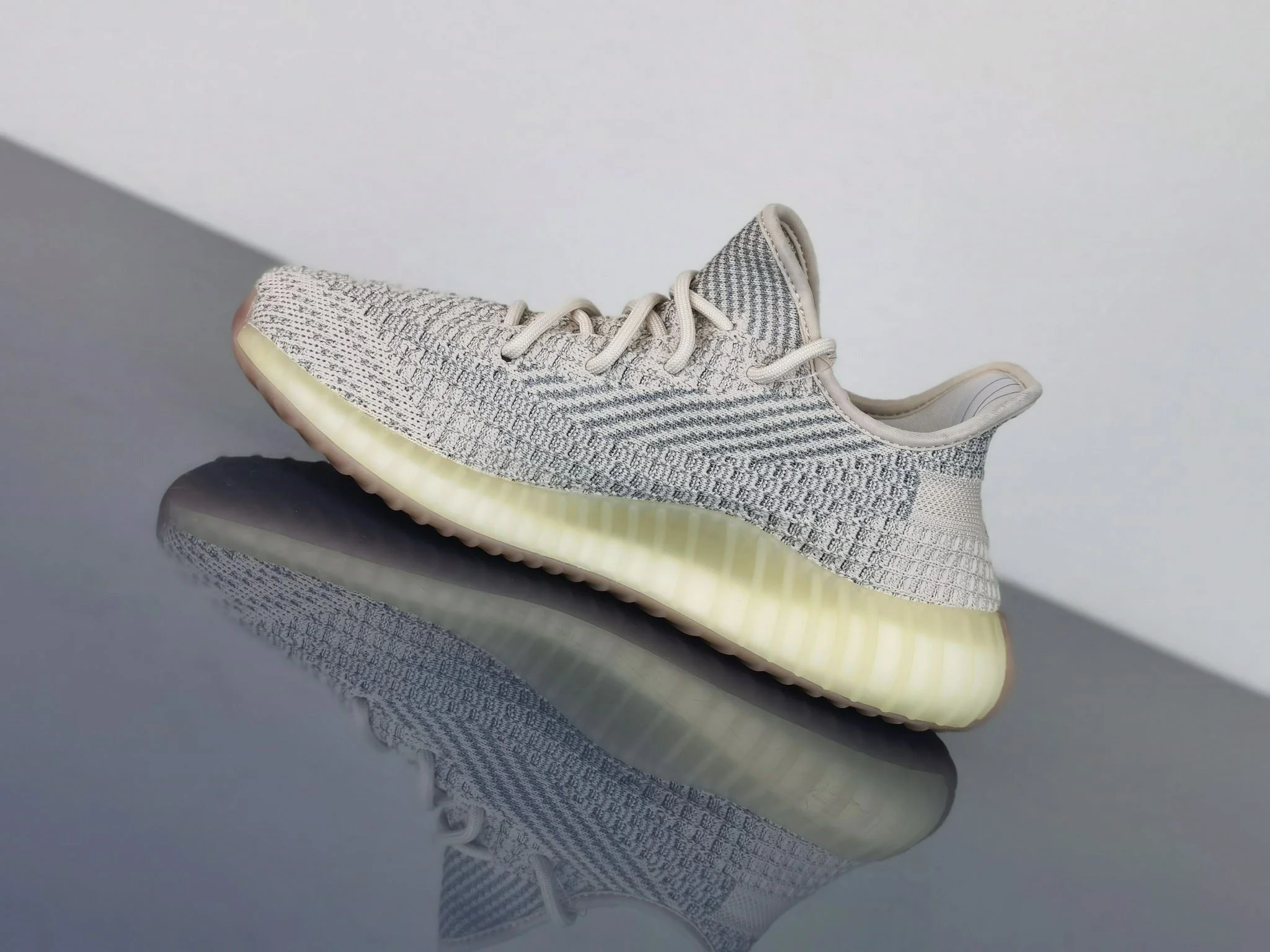 Sustainable Adidas Yeezy 350 Shoes 16228
