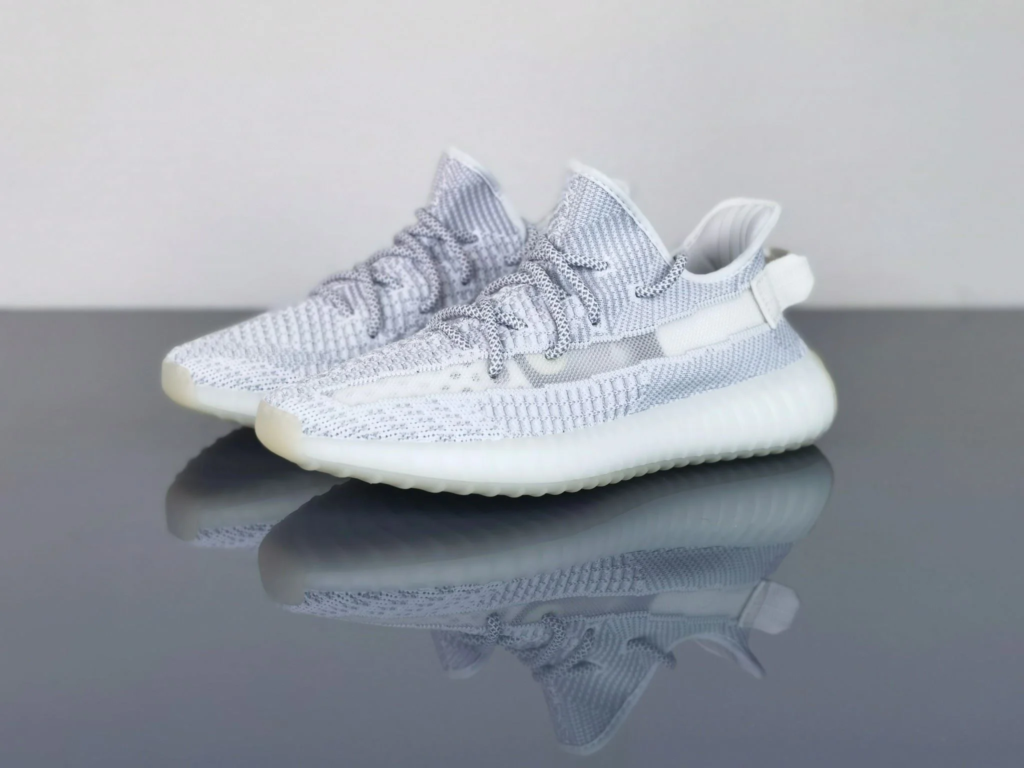 Trendsetting Adidas Yeezy 350 Shoes 16213