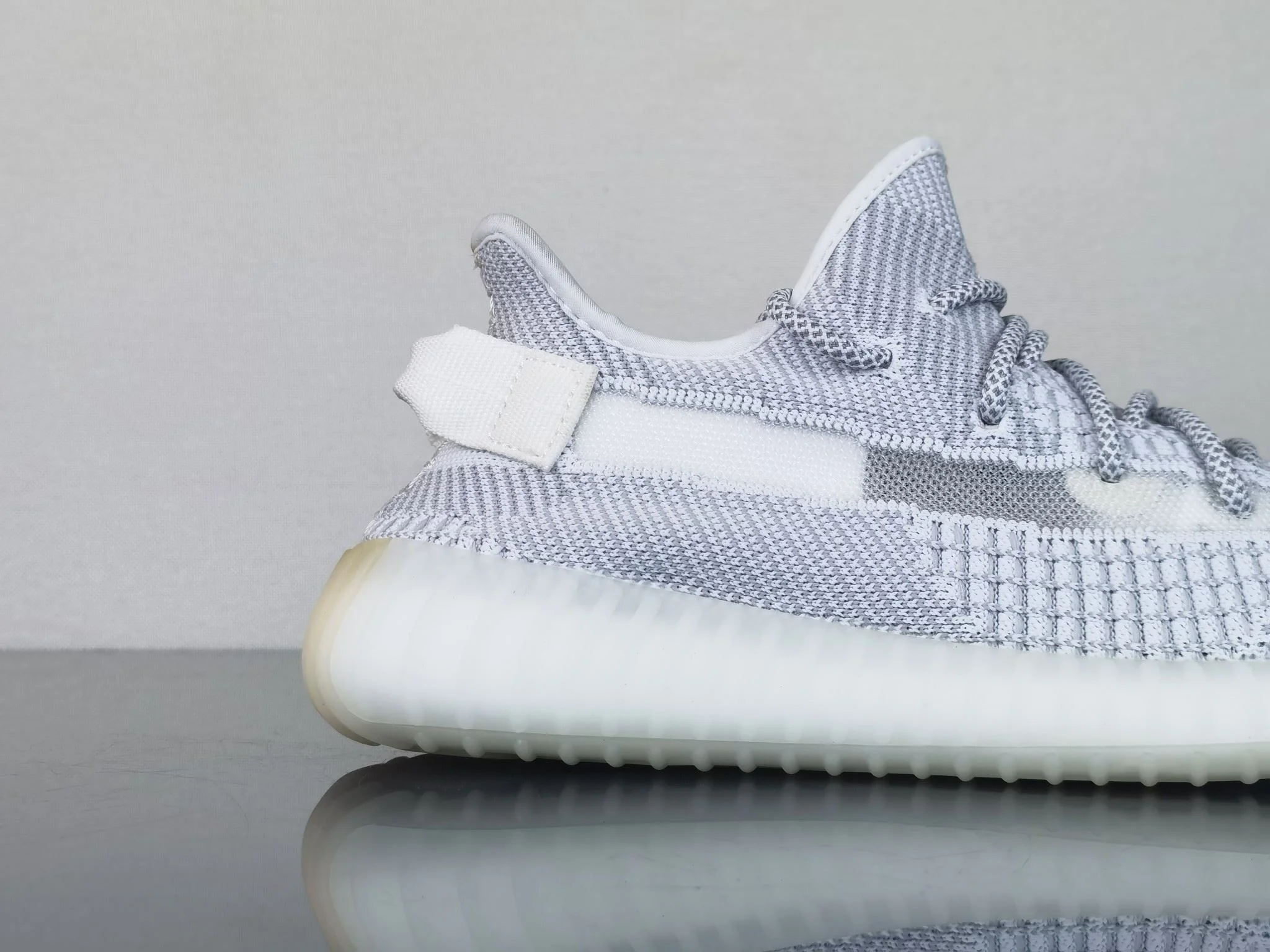 Trendsetting Adidas Yeezy 350 Shoes 16213