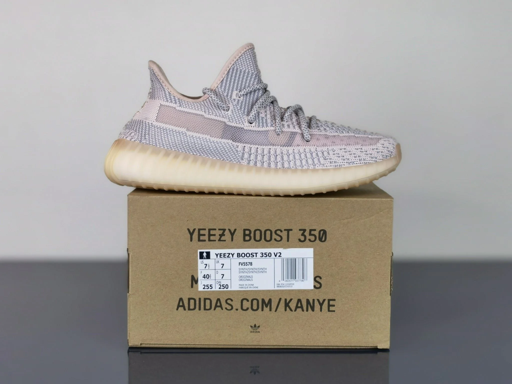 Original Adidas Yeezy 350 Shoes 16289