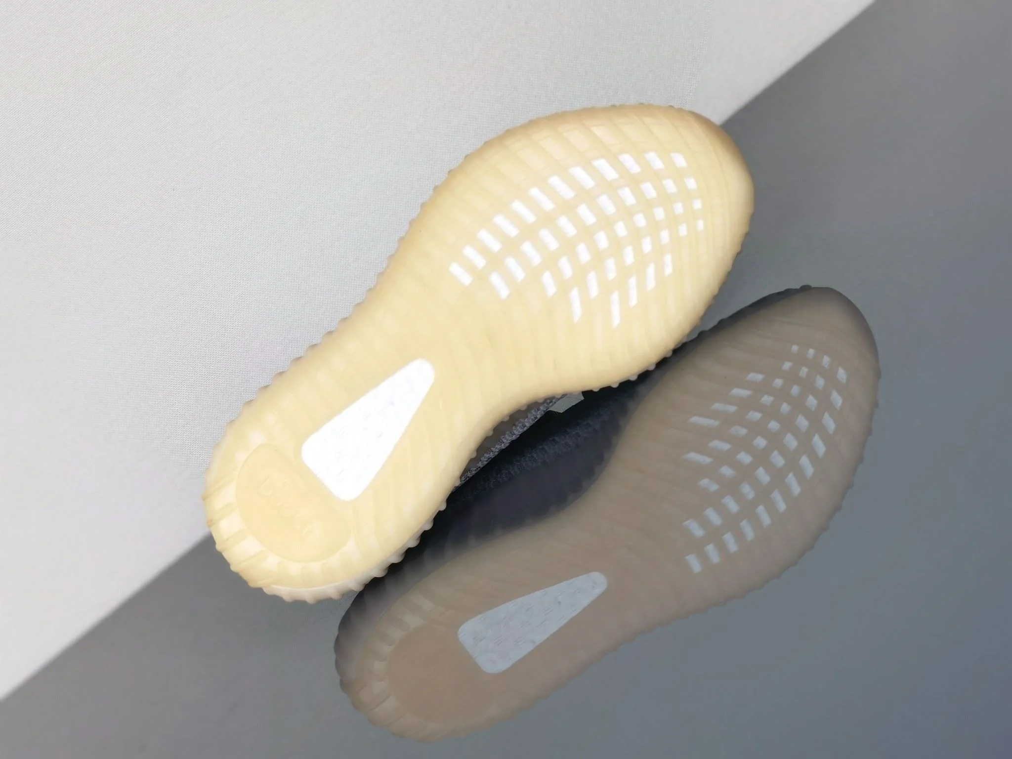 Original Adidas Yeezy 350 Shoes 16289