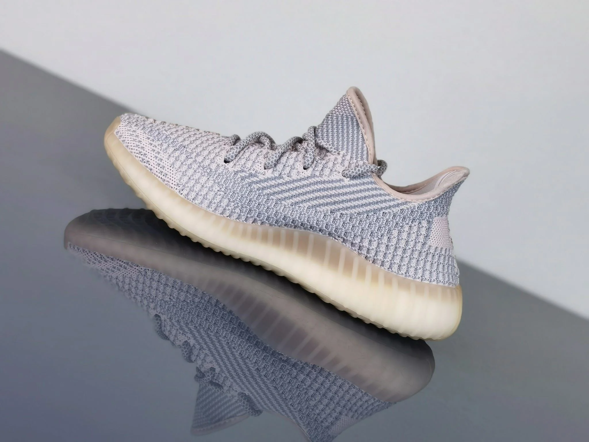 Original Adidas Yeezy 350 Shoes 16289