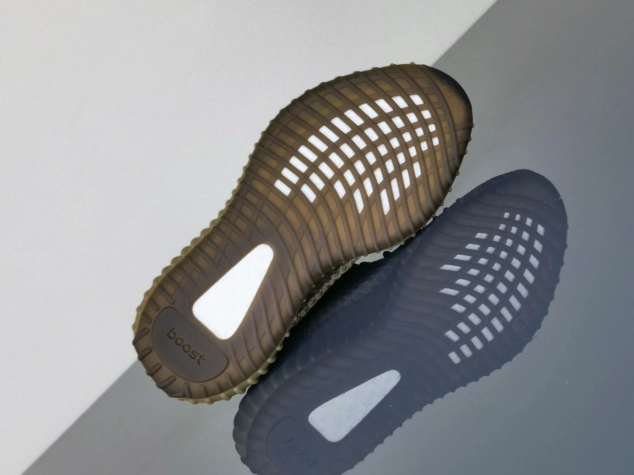 ZipUp Adidas Yeezy 350 Shoes 16208