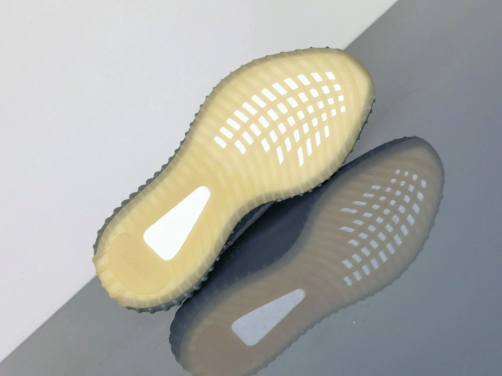 Functional Adidas Yeezy 350 Shoes 16221