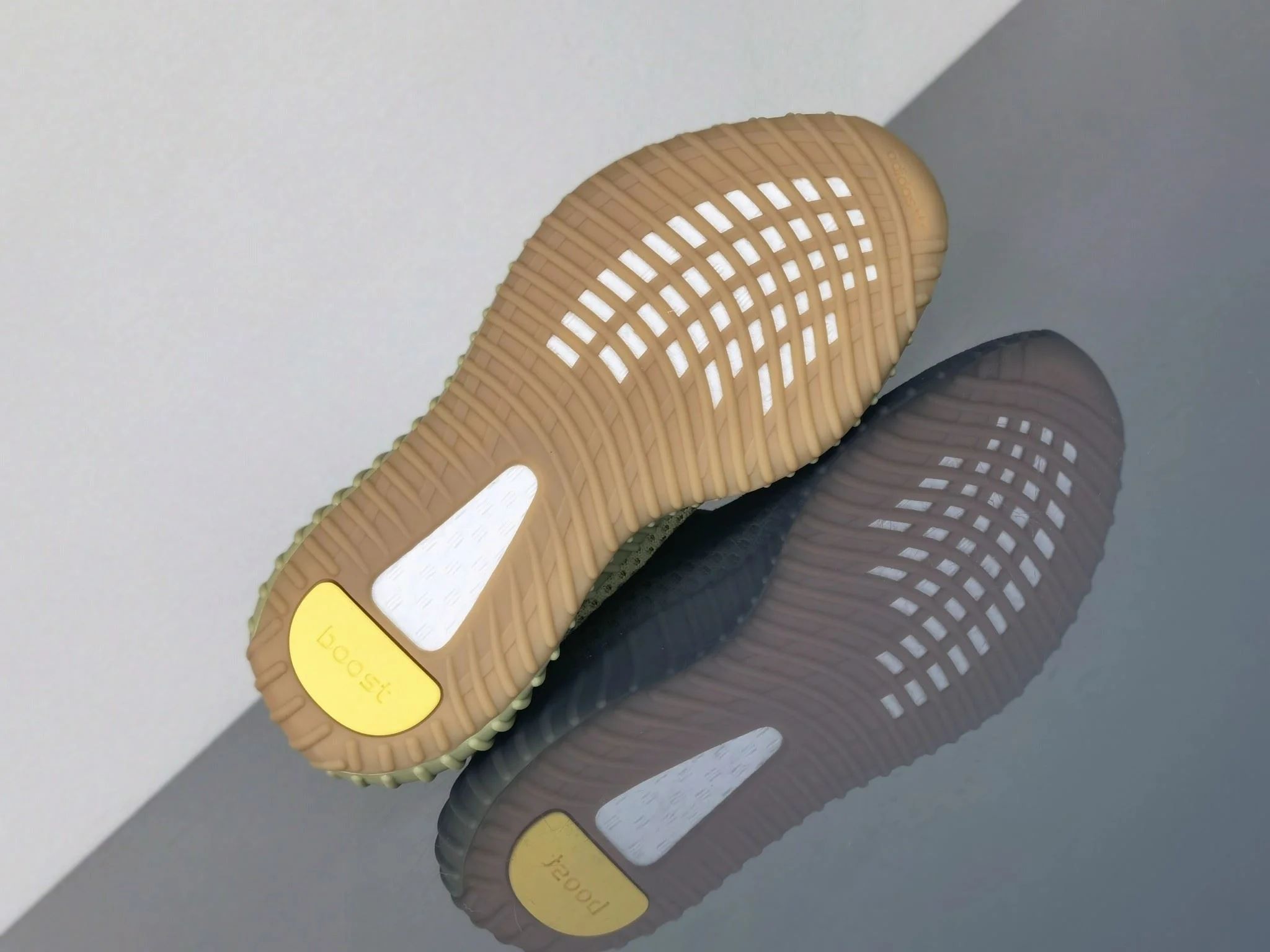 MoistureWicking Adidas Yeezy 350 Shoes 16192
