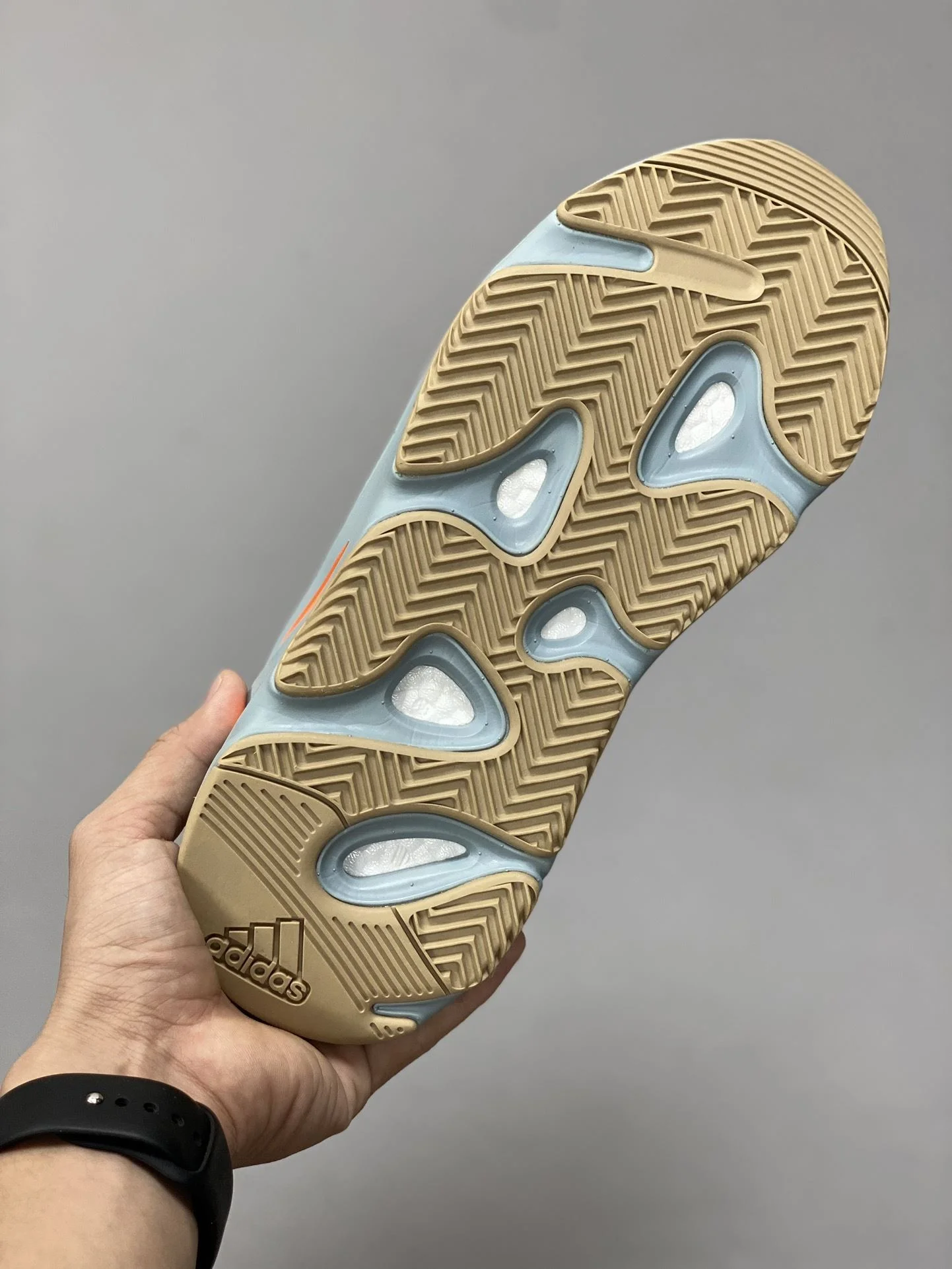 FlexibleFit Adidas Yeezy 700 Shoes 16171