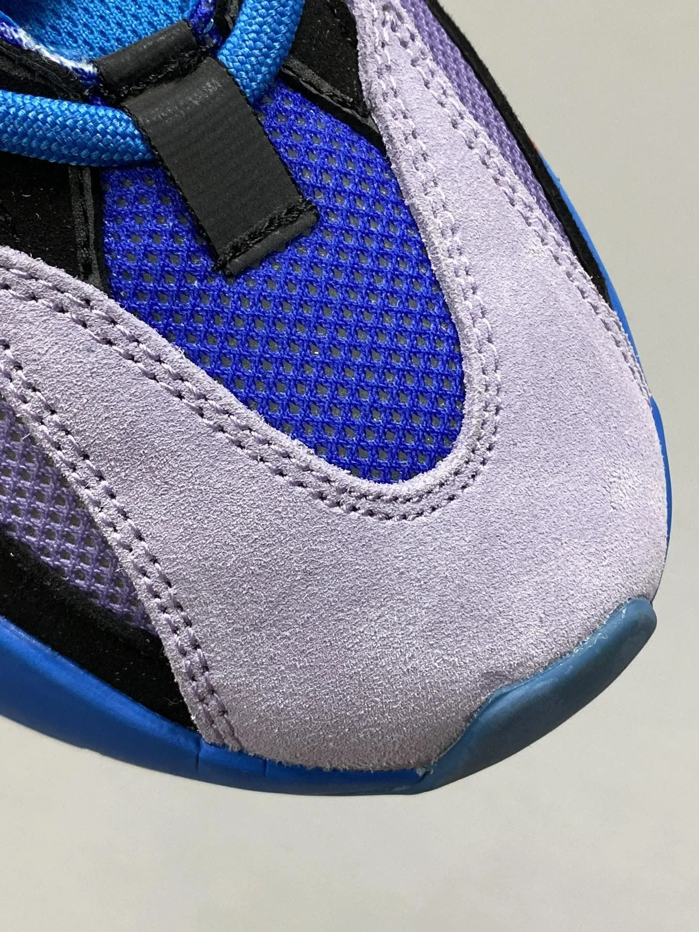 Adidas Yeezy 700 Shoes Bold 16186