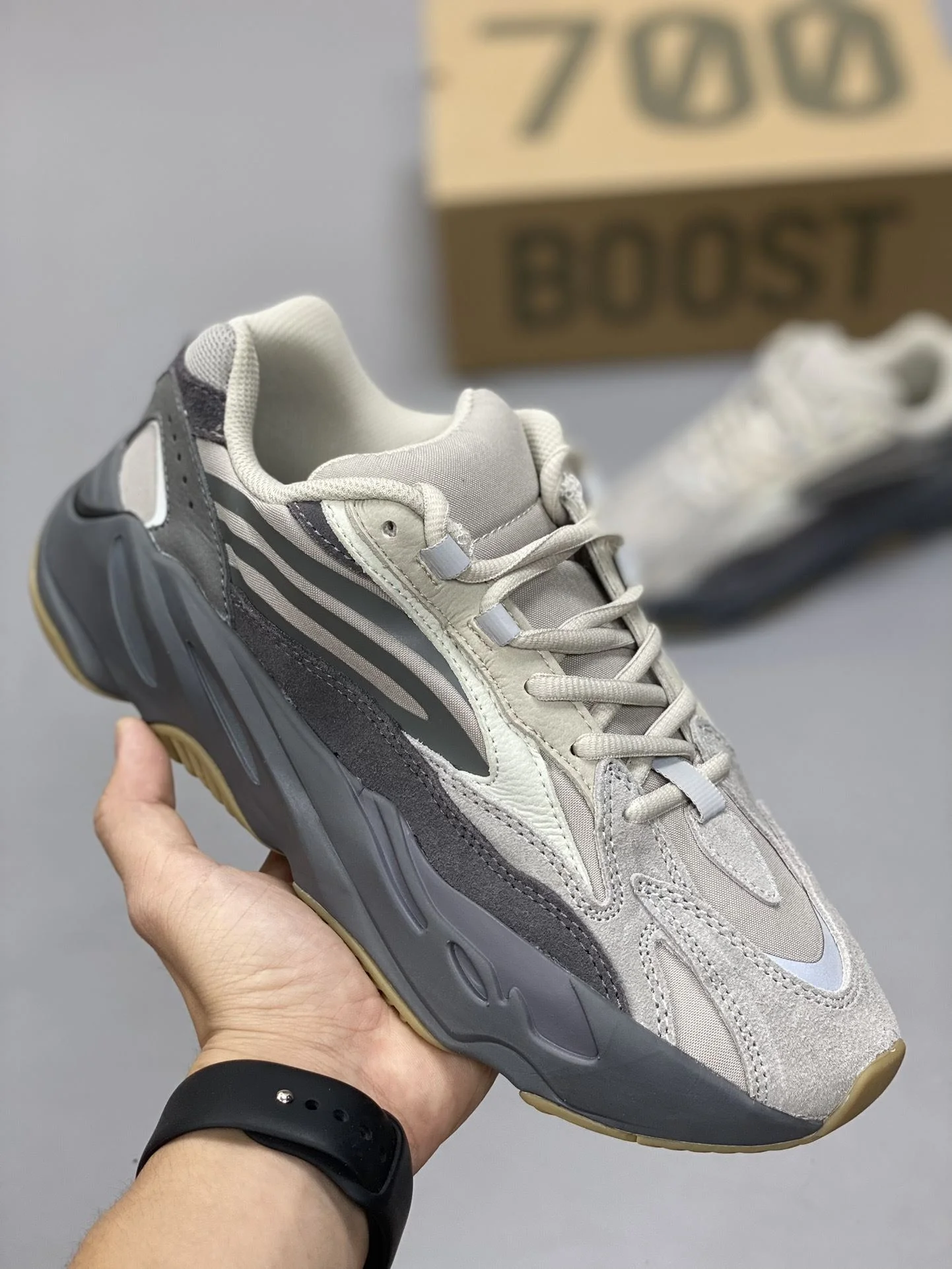 Adidas Yeezy 700 Shoes Resilient 16234