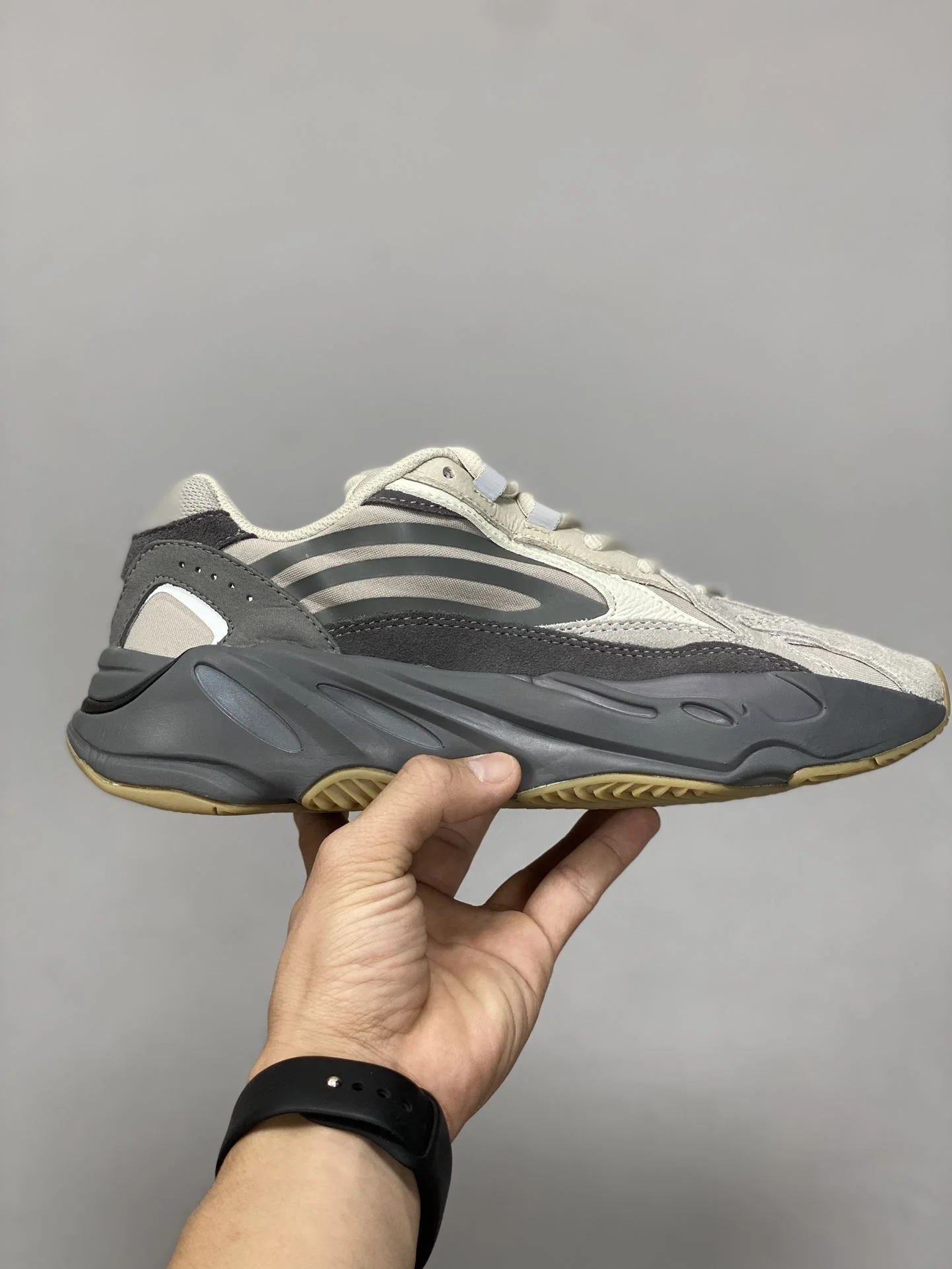 Adidas Yeezy 700 Shoes Resilient 16234