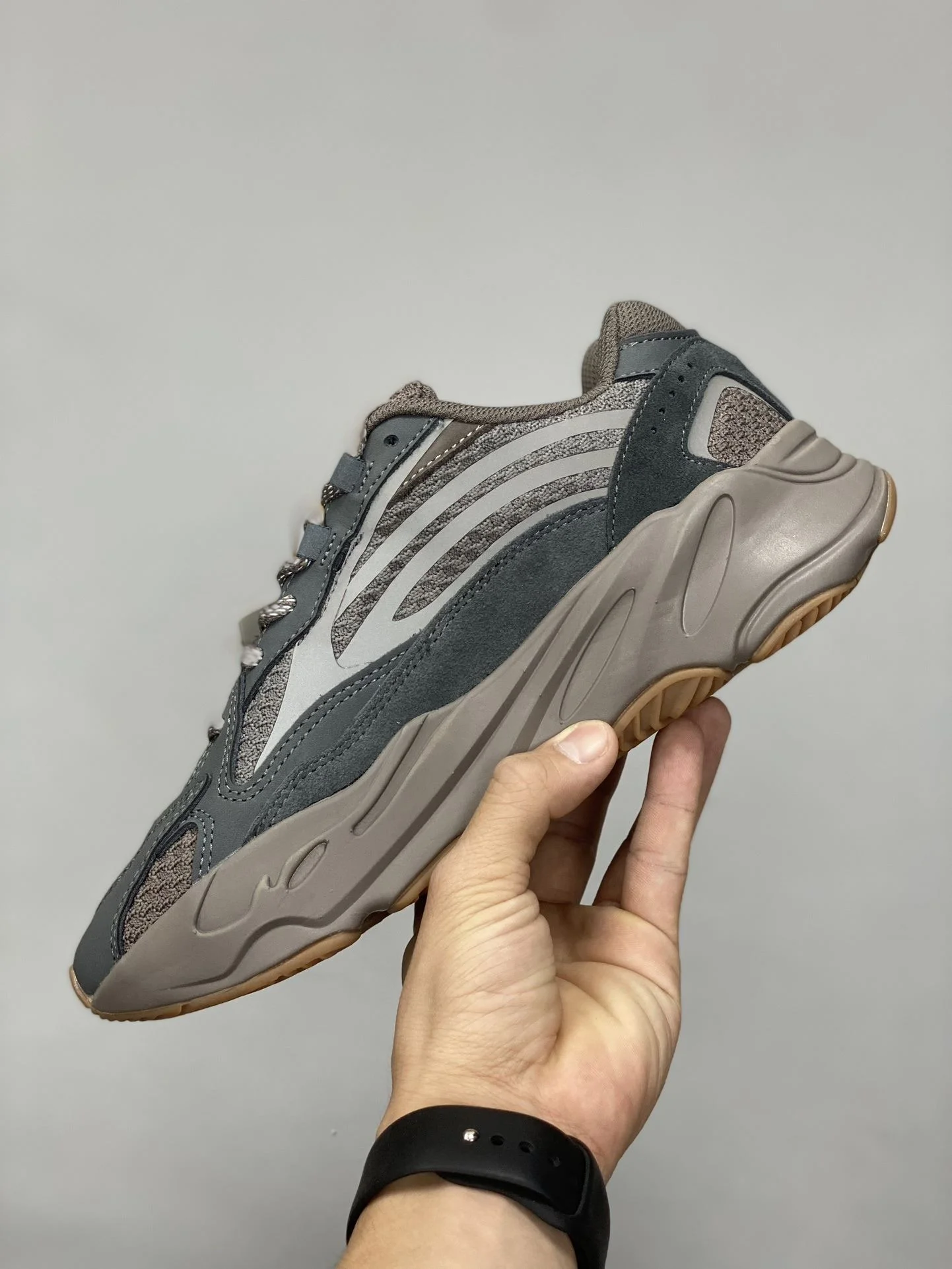Adidas Yeezy 700 Shoes Timeless 16174