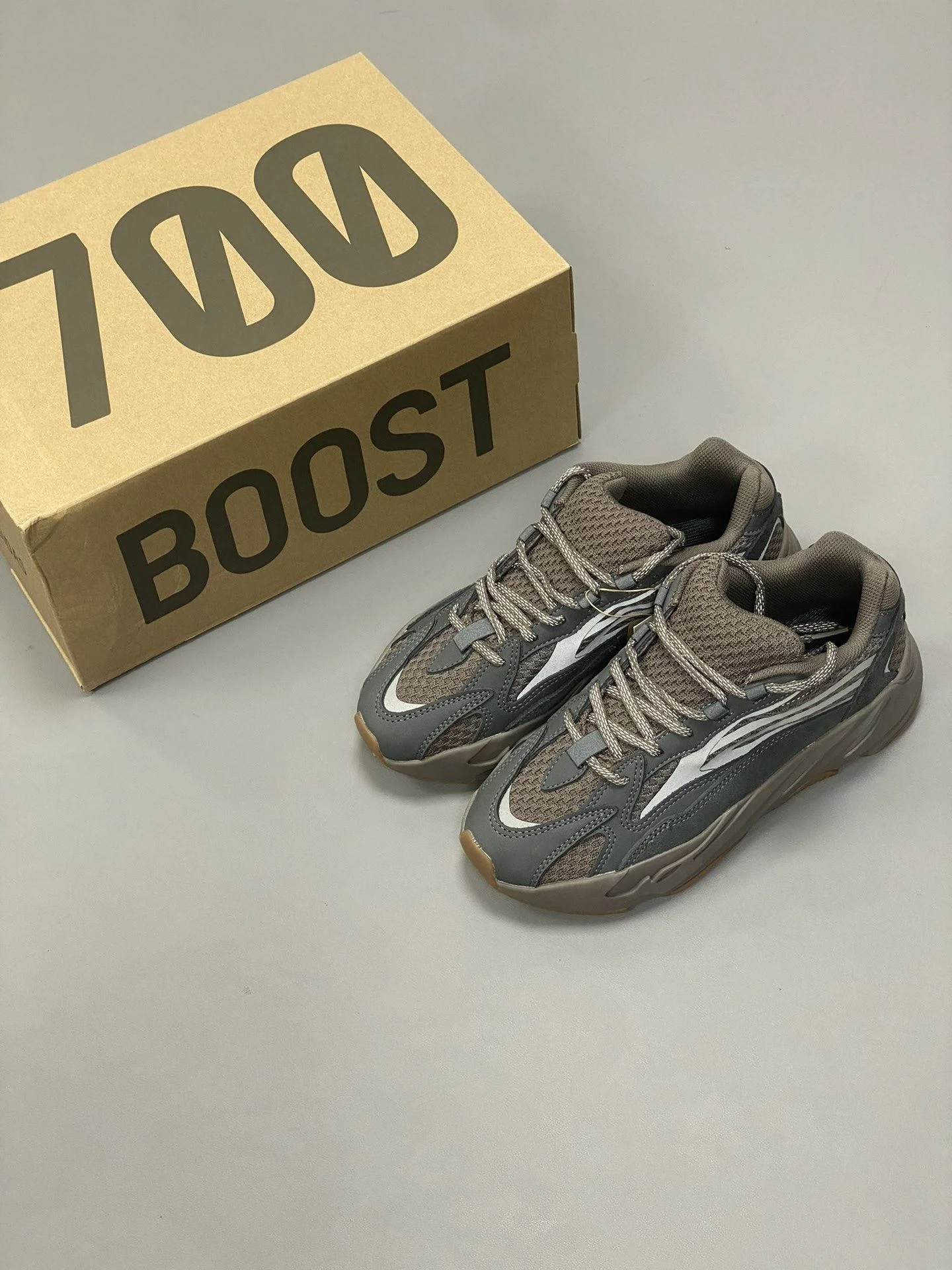 Adidas Yeezy 700 Shoes Timeless 16174