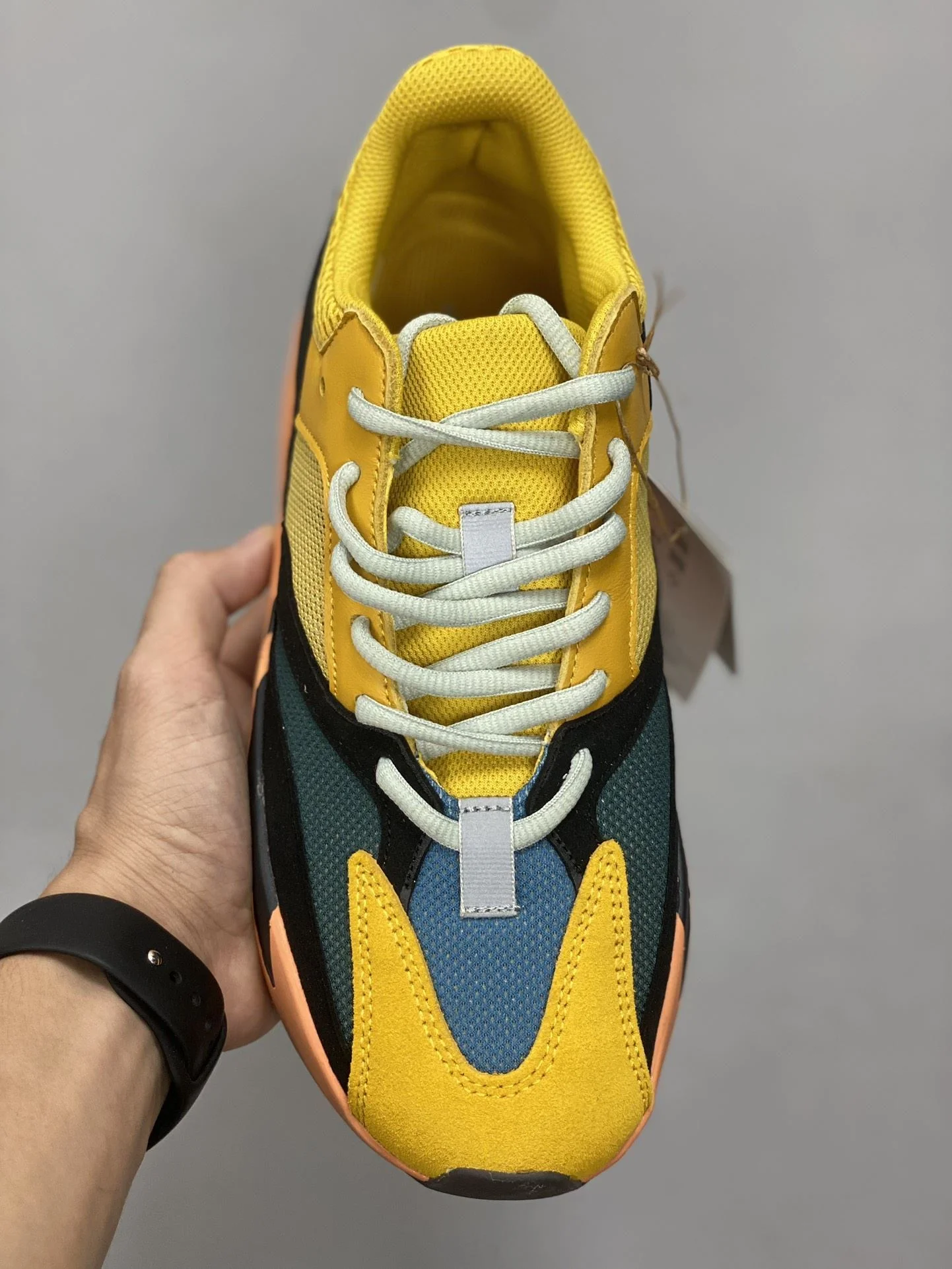 Trendsetting Adidas Yeezy 700 Shoes 16206