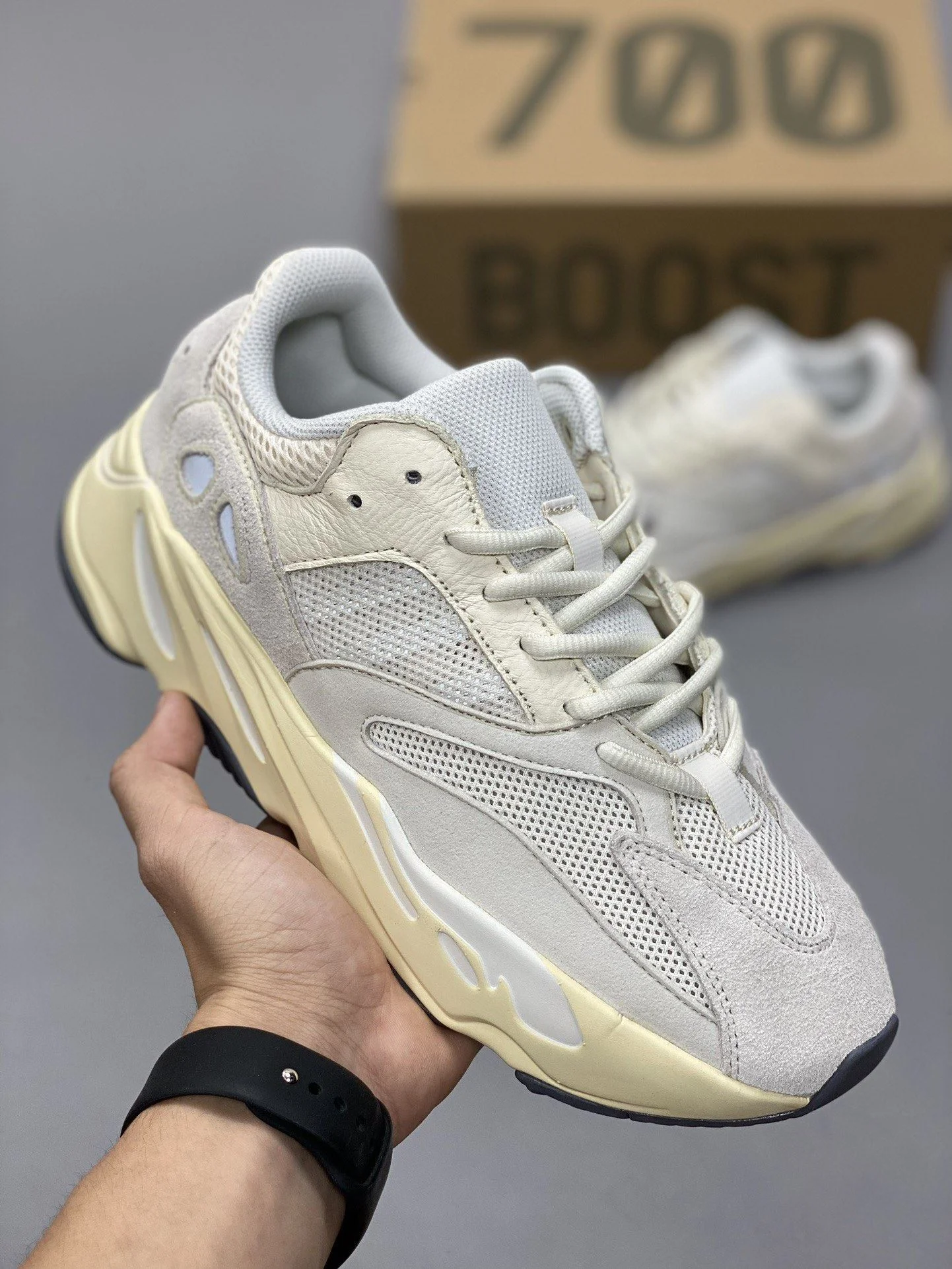 ZeroBulk Adidas Yeezy 700 Shoes 16148