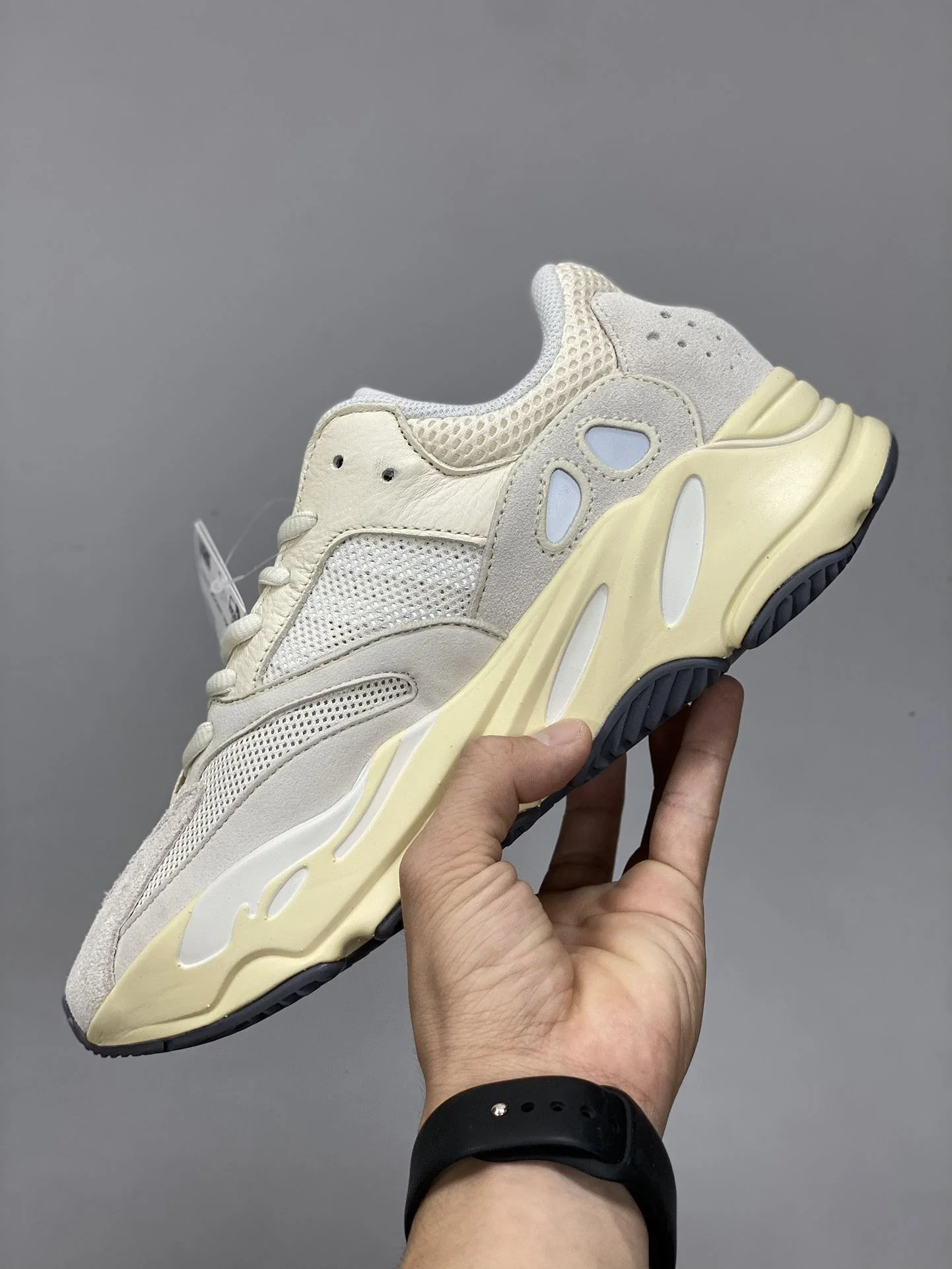 ZeroBulk Adidas Yeezy 700 Shoes 16148