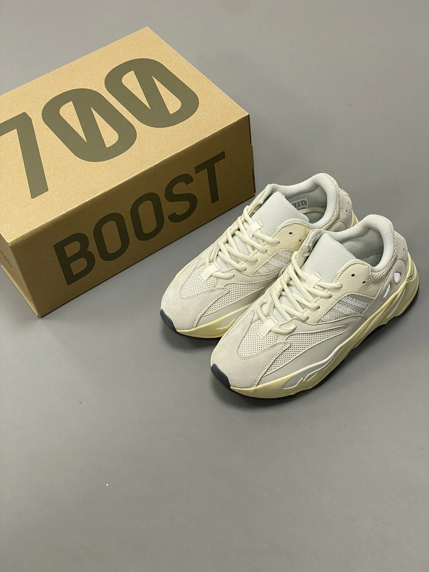 ZeroBulk Adidas Yeezy 700 Shoes 16148