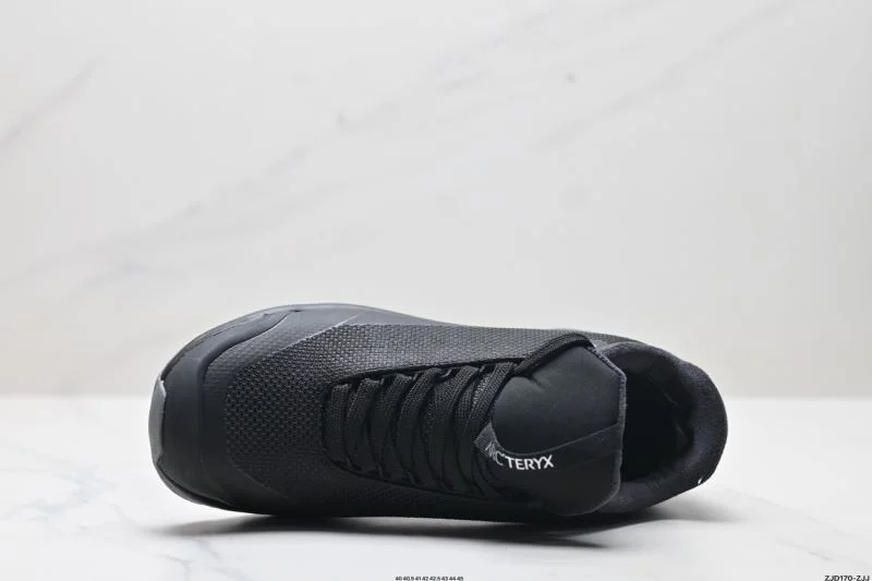 Akc Teryx Shoes AllSeason 3832