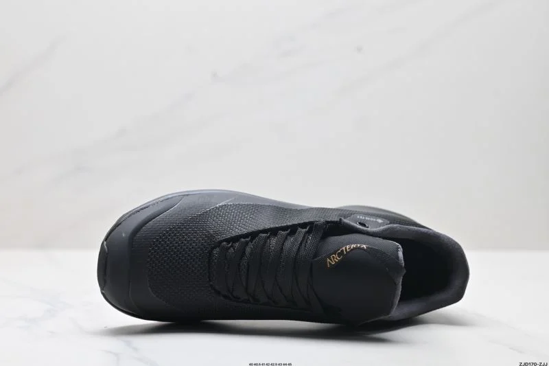 Akc Teryx Shoes Stretchable 3821