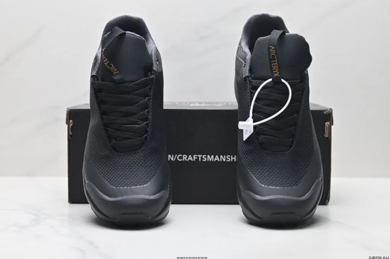 Akc Teryx Shoes Stretchable 3821