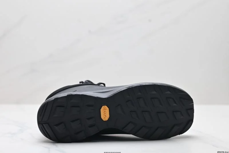Akc Teryx Shoes SmoothTexture 3831