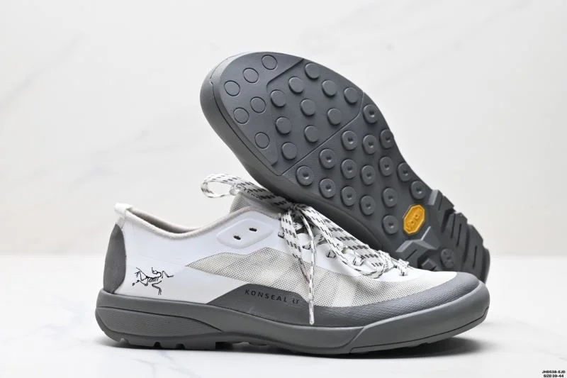 Akc Teryx Shoes Stretchable 3819