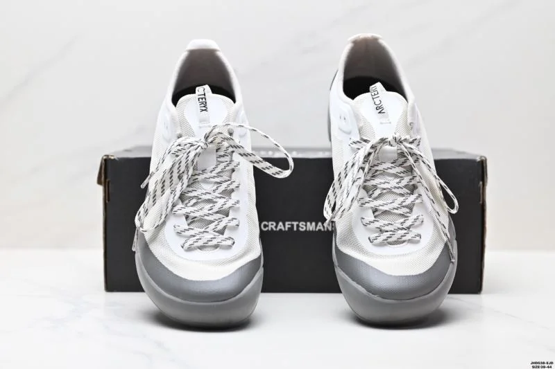 Akc Teryx Shoes Stretchable 3819