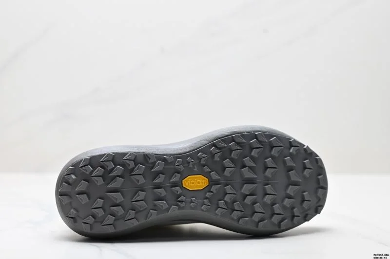Akc Teryx Shoes Stylish 3823