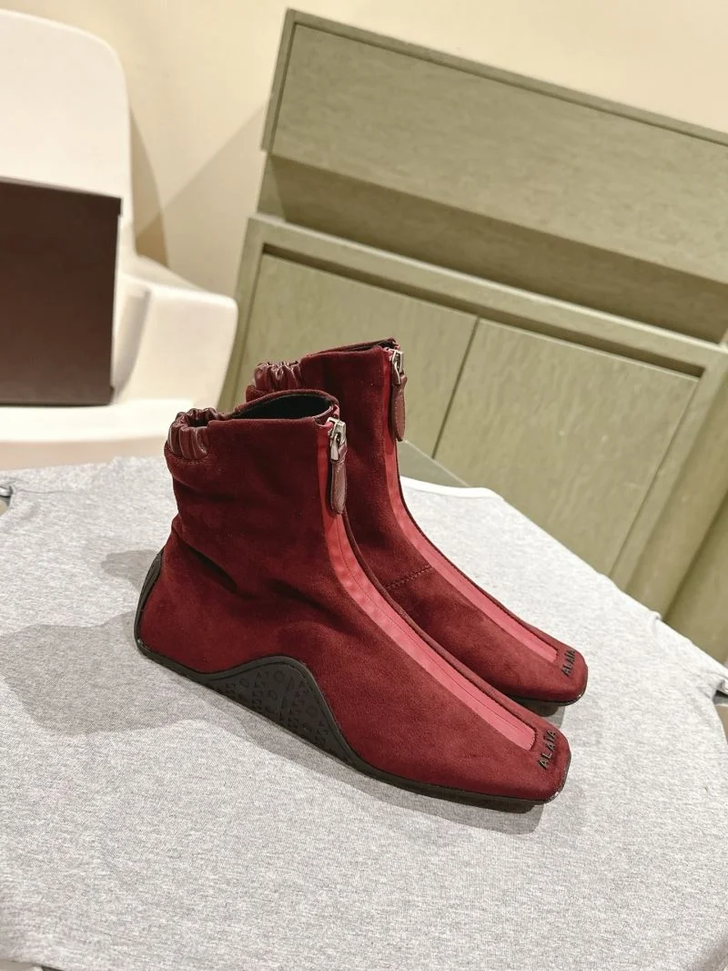 Alaia Boots Snug 13323