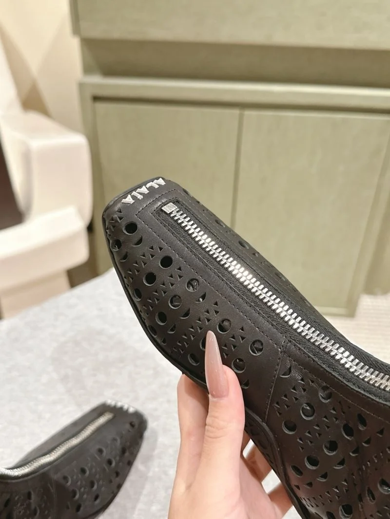 WaterResistant Alaia Boots 13247