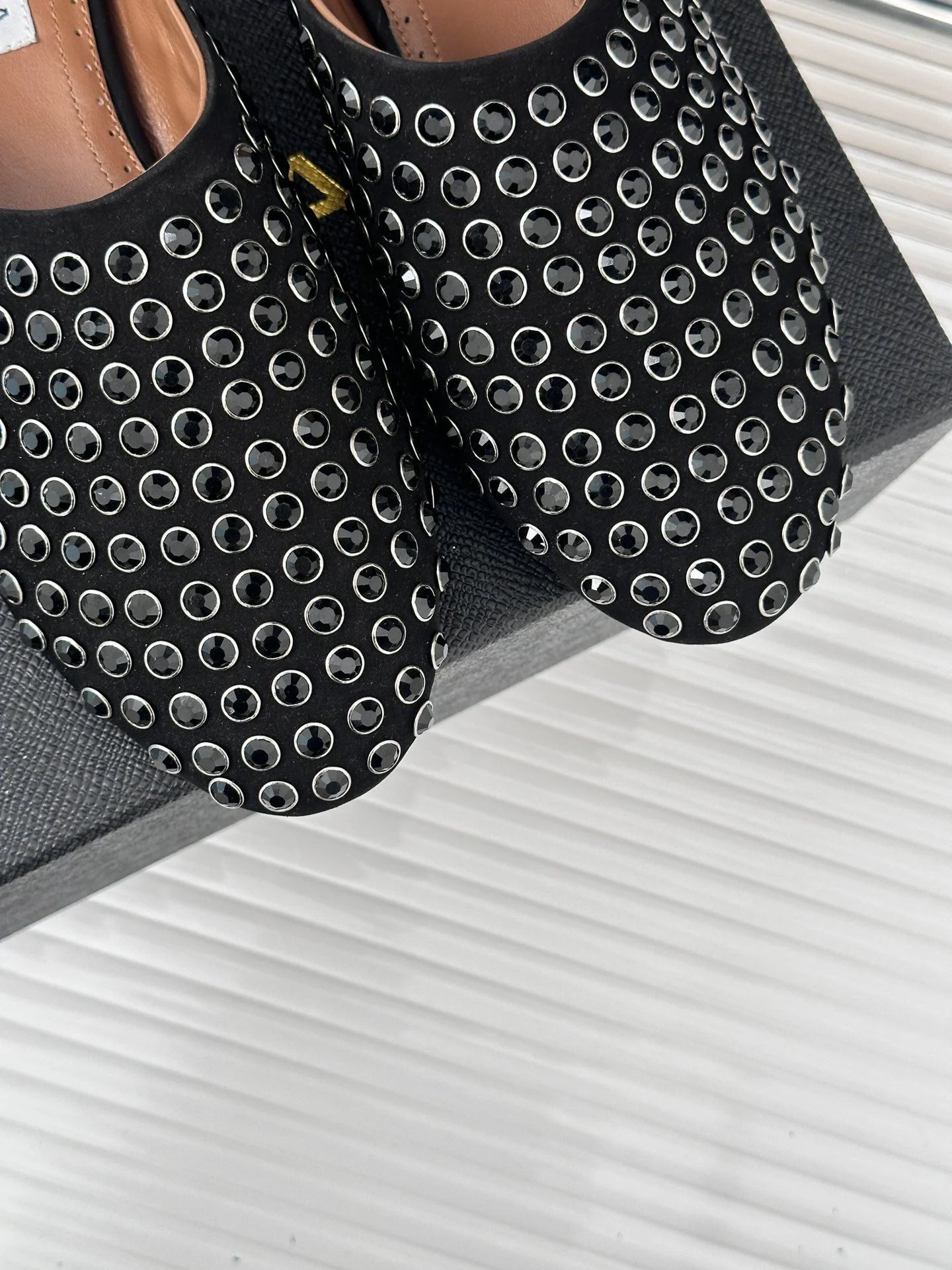 Fashionable Alaia Sandals 8557