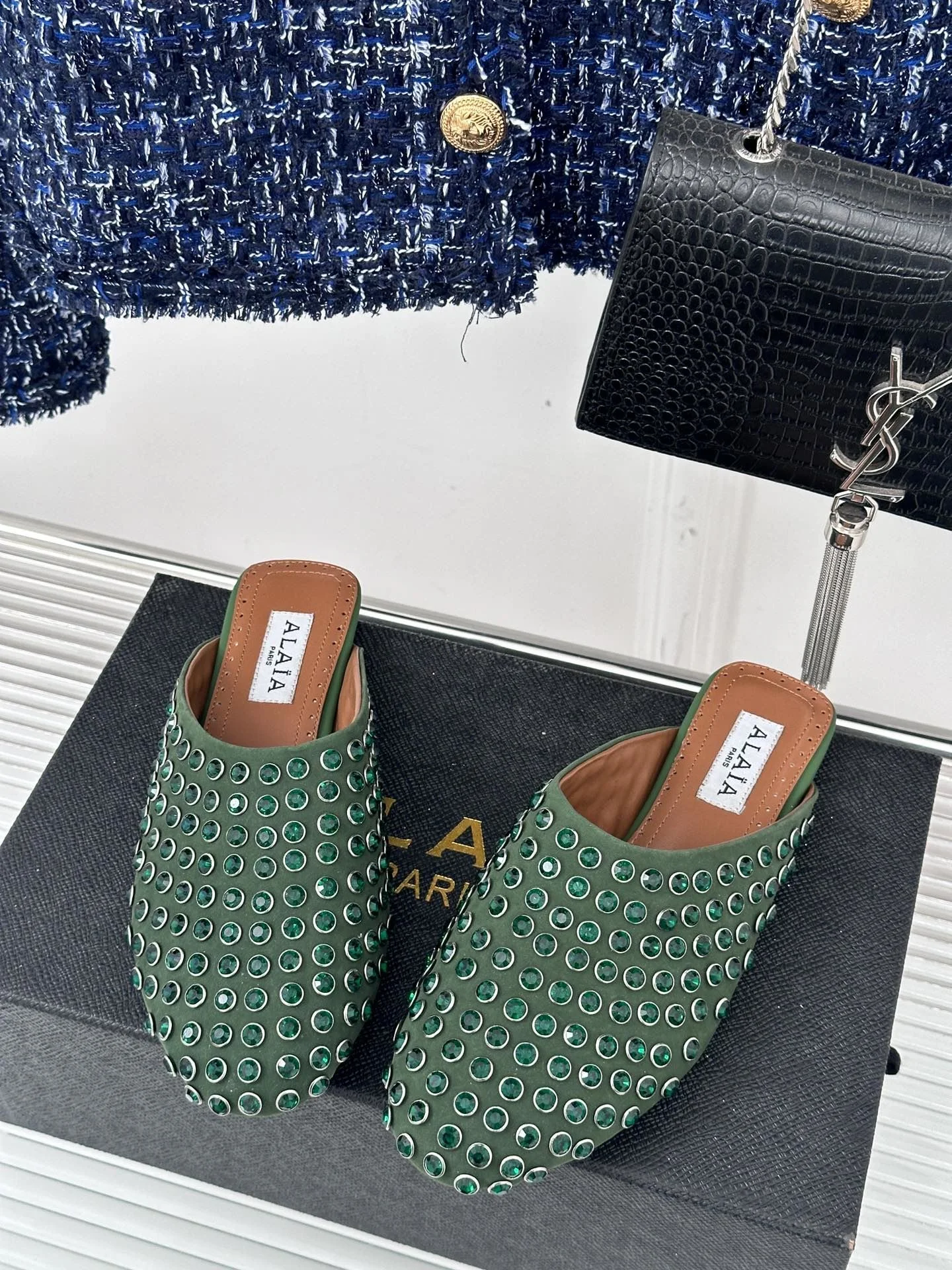 QuickDry Alaia Sandals 8540