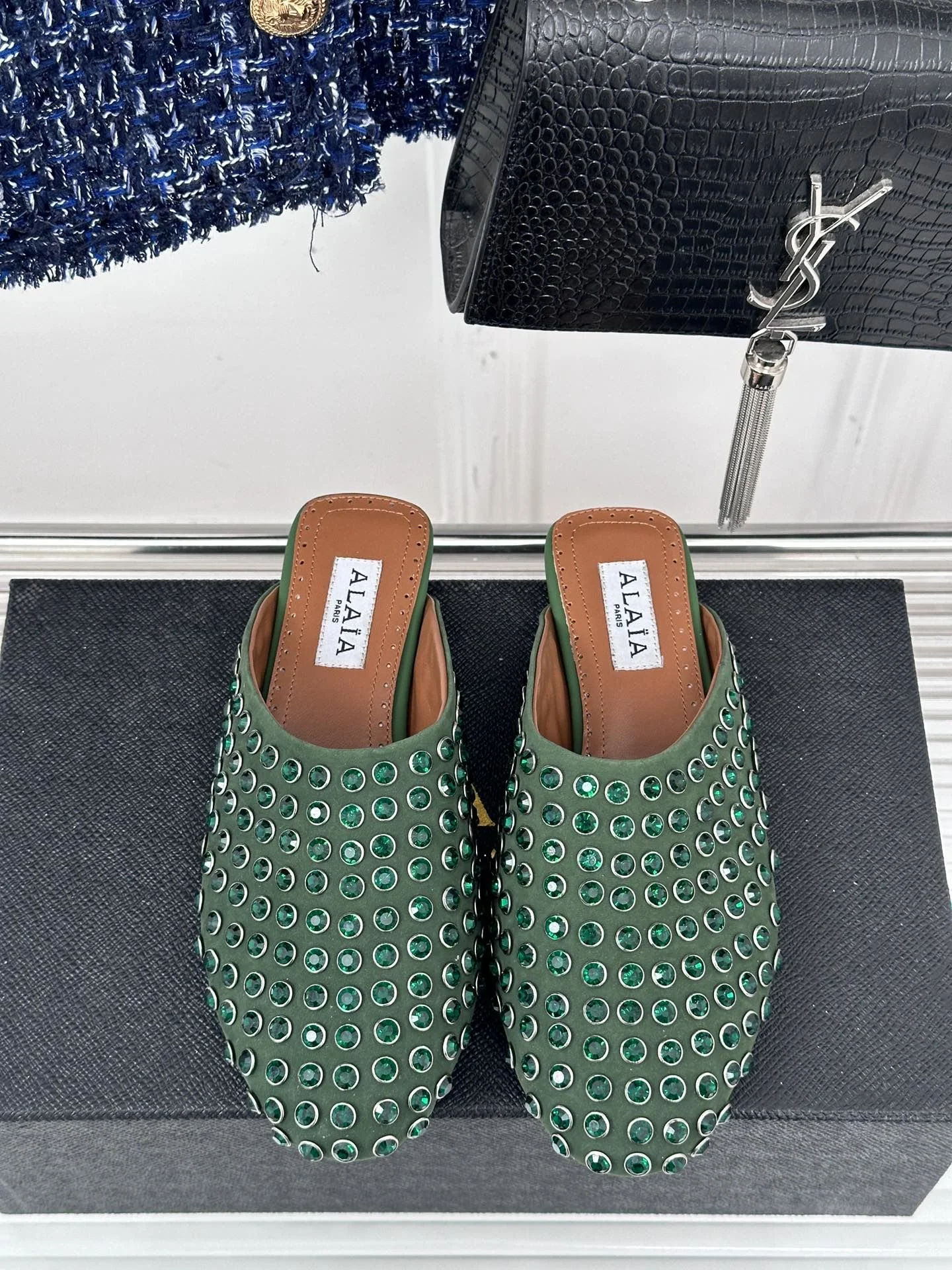 QuickDry Alaia Sandals 8540
