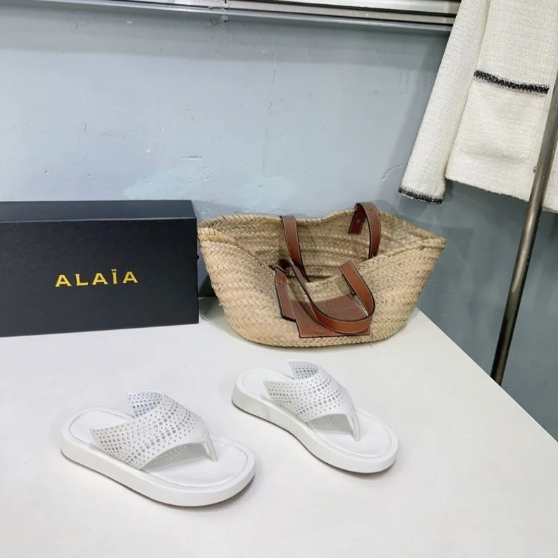 Alaia Sandals RelaxedFit 13240