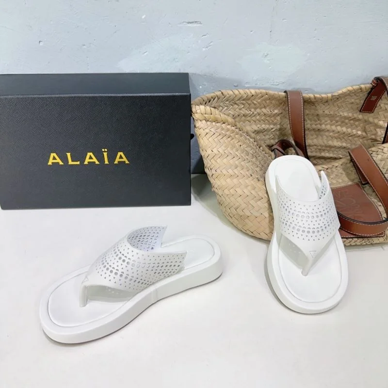 Alaia Sandals RelaxedFit 13240