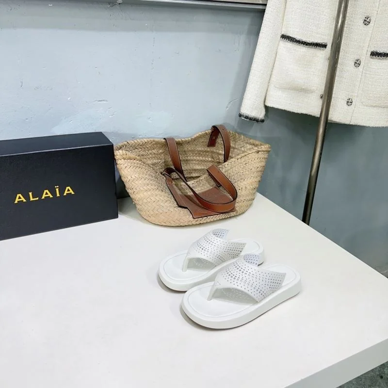 Alaia Sandals RelaxedFit 13240