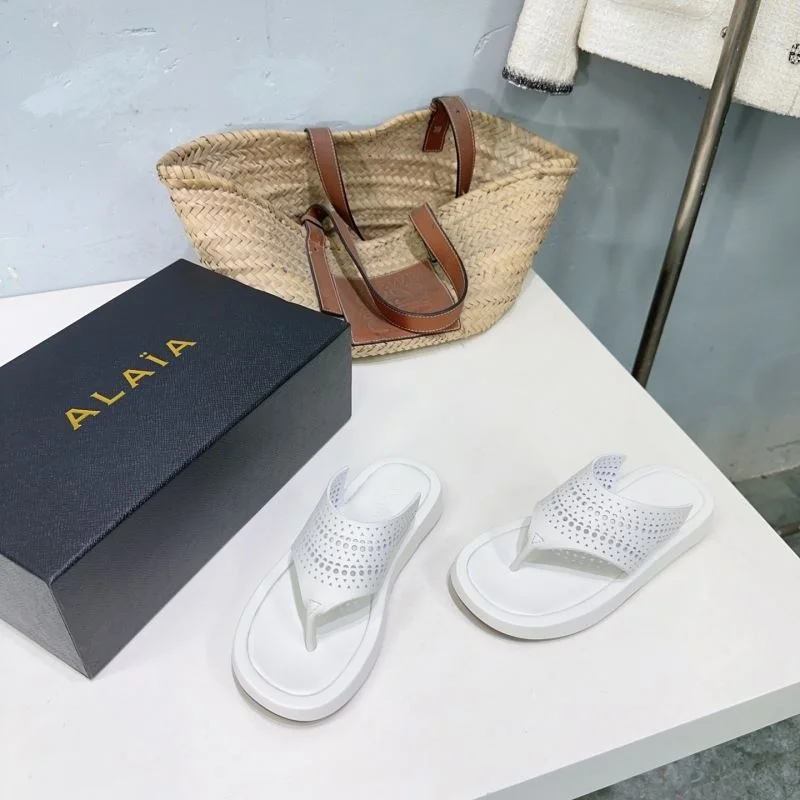 Alaia Sandals RelaxedFit 13240
