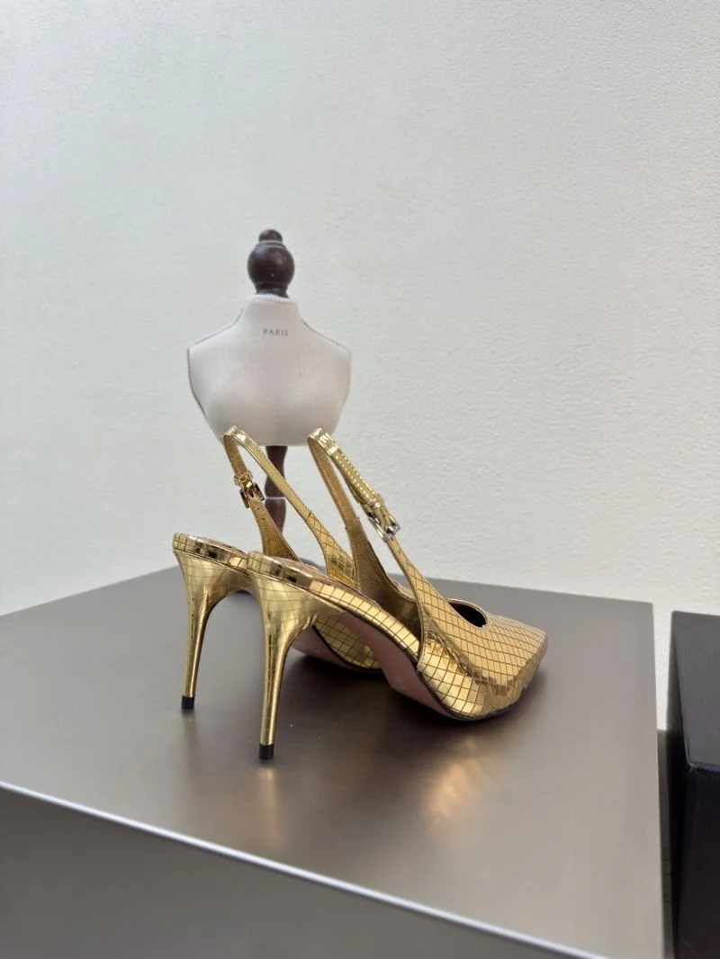Alaia Sandals Sleek 13224