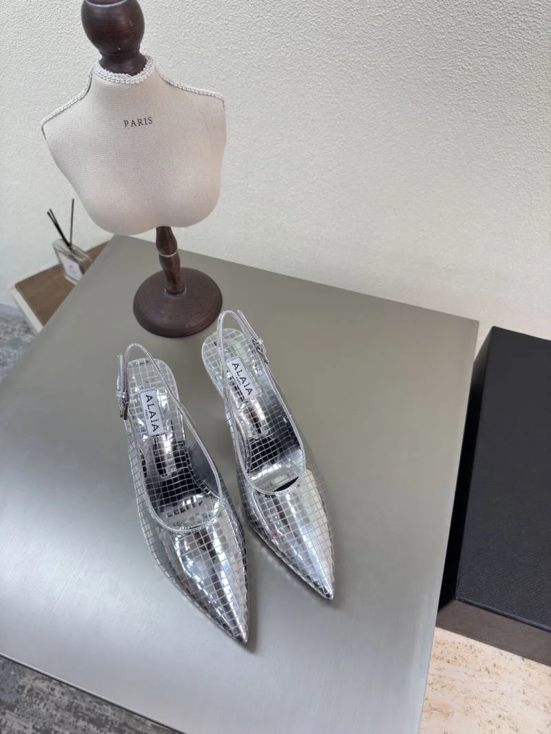 Alaia Sandals Refined 13209