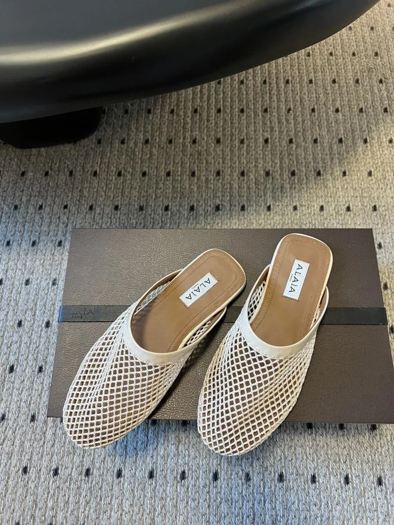 Alaia Sandals OdorResistant 13227