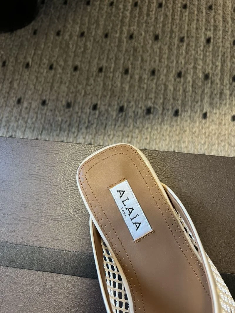 Alaia Sandals OdorResistant 13227