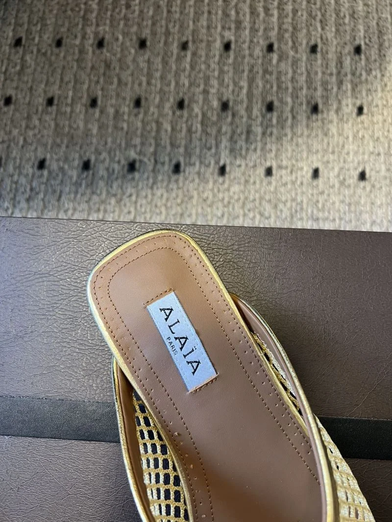 Alaia Sandals Breathable 13208