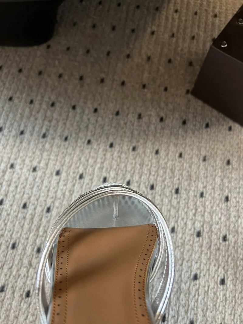 Alaia Sandals Youthful 13204