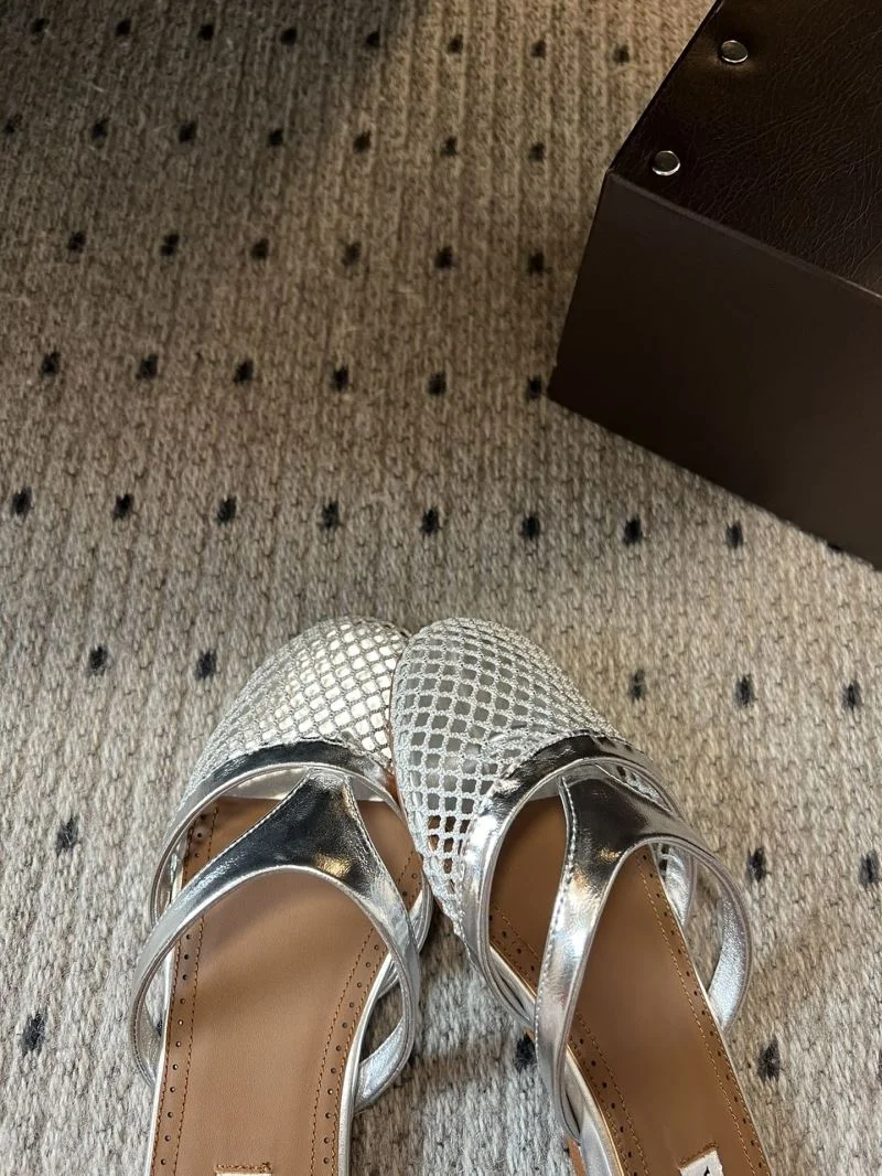 Alaia Sandals Youthful 13204