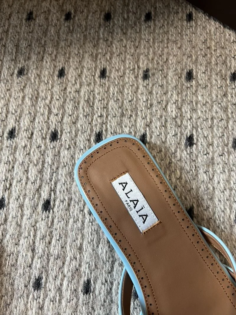 Alaia Sandals HighQuality 13203