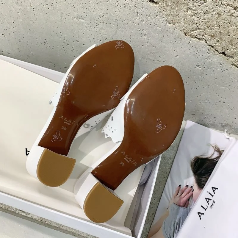 Alaia Sandals Contemporary 13201