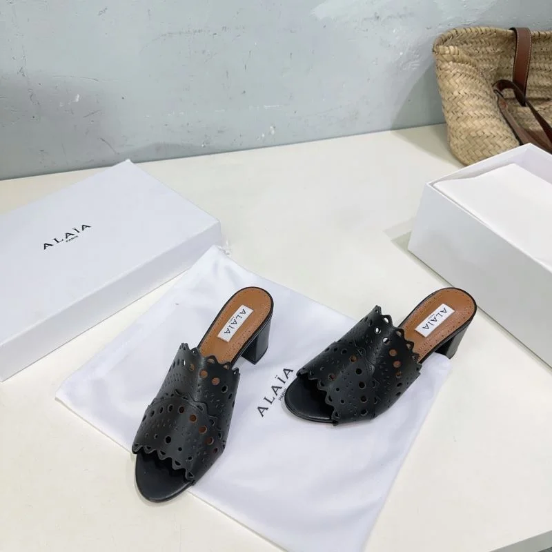 Alaia Sandals EyeCatching 13196