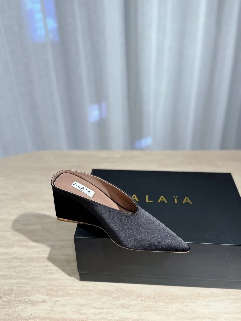 Alaia Sandals Sophisticated 10751