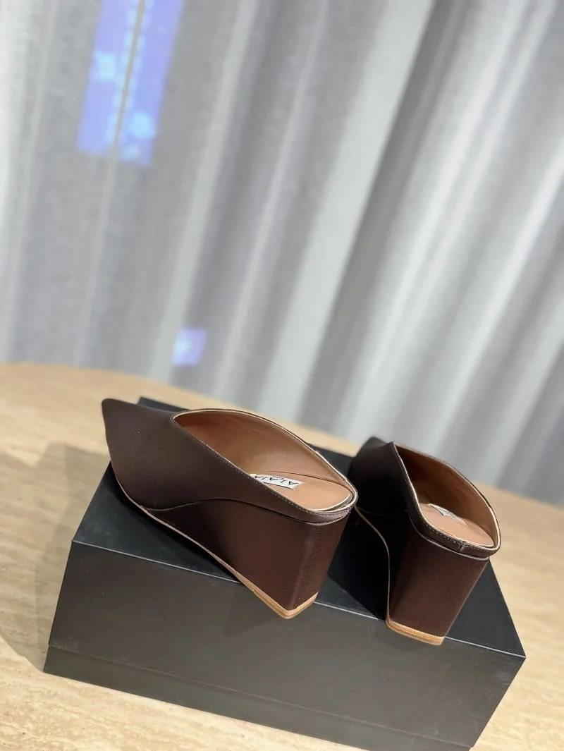 Alaia Sandals Affordable 10750