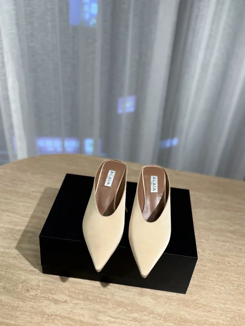 Alaia Sandals MoistureWicking 10767