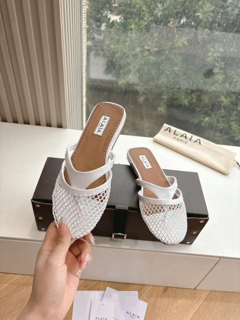 Practical Alaia Sandals 10760